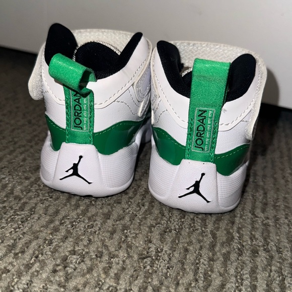 Green and White Toddler Jordans - Picture 4 of 4